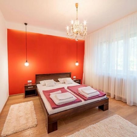 Apartman Danube Lux Daire Novi Sad Dış mekan fotoğraf